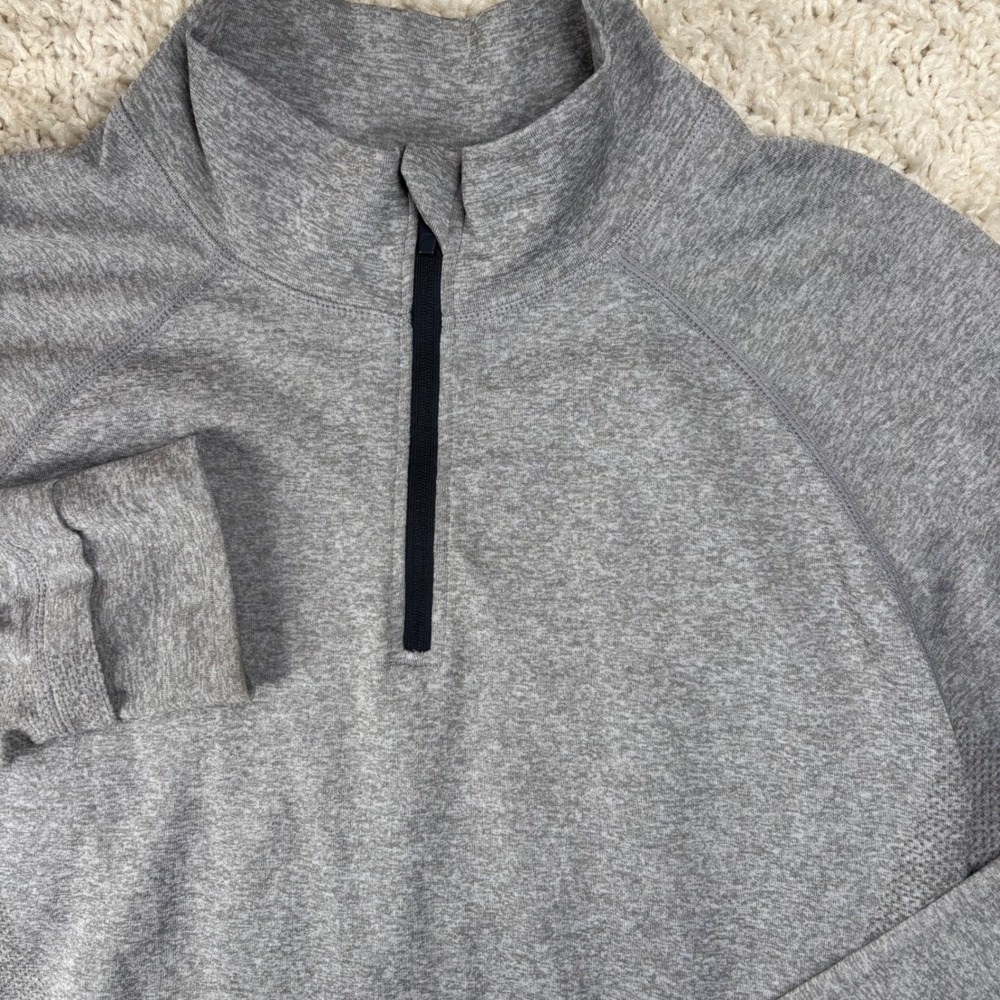 Fabletics Mens Quarter Zip Pullover Medium Gray Performance Long Sleeve - Picture 2 of 7